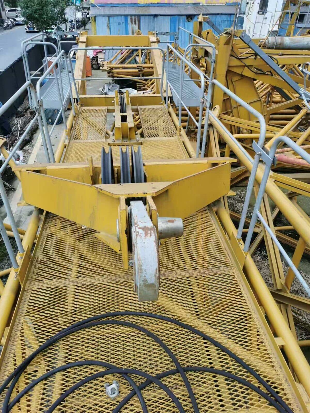 CHUANJIAN QTZ7052-25 Extra-Heavy Flat-Top Tower Crane 5