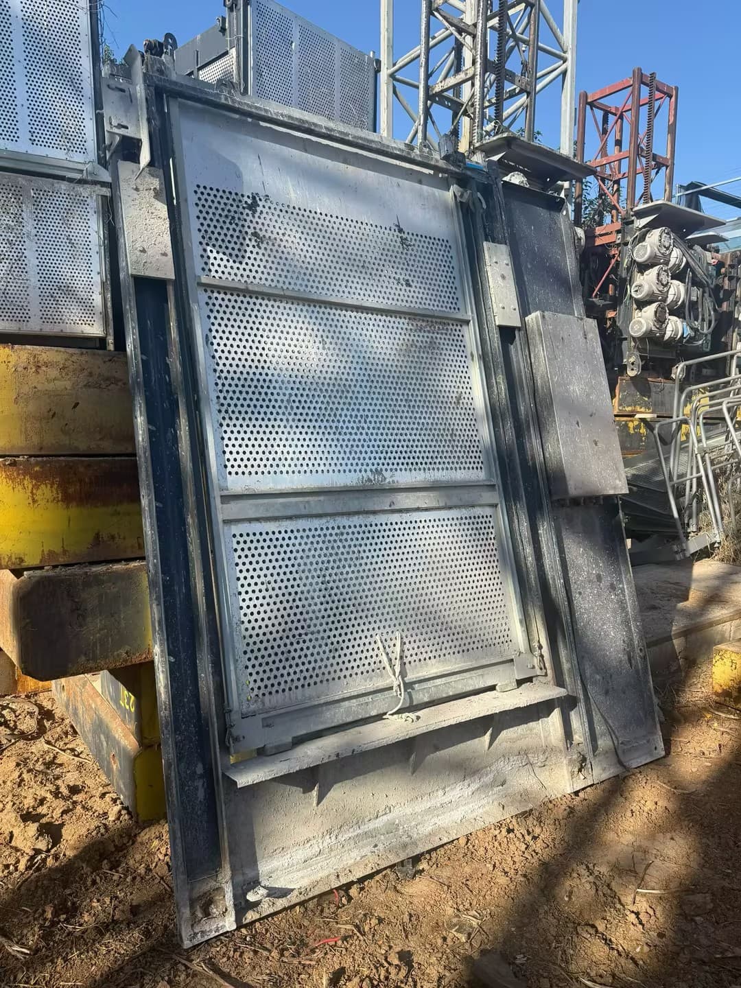 2021/2022 Used Dahan Construction Hoist 5