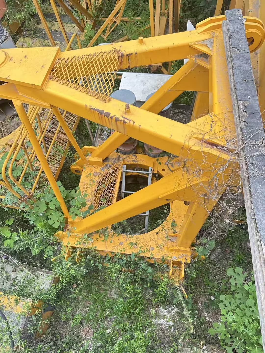 2020 Used Guangxi Jianji NTP6012-8 Flat-Top Tower Crane 7