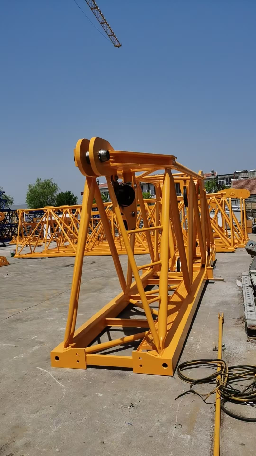 New China Brand 7015-10, 7022-12 and 7025-12 Flat-Top Tower Cranes 13