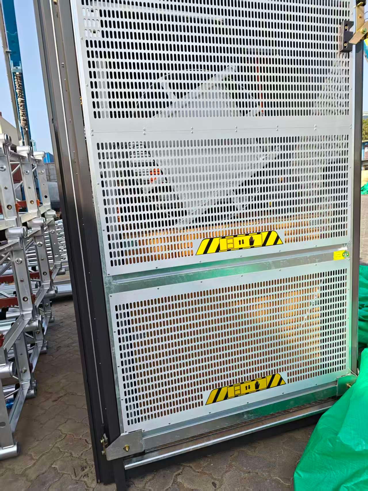 Brand-New ZOOMLION Construction Hoist 4