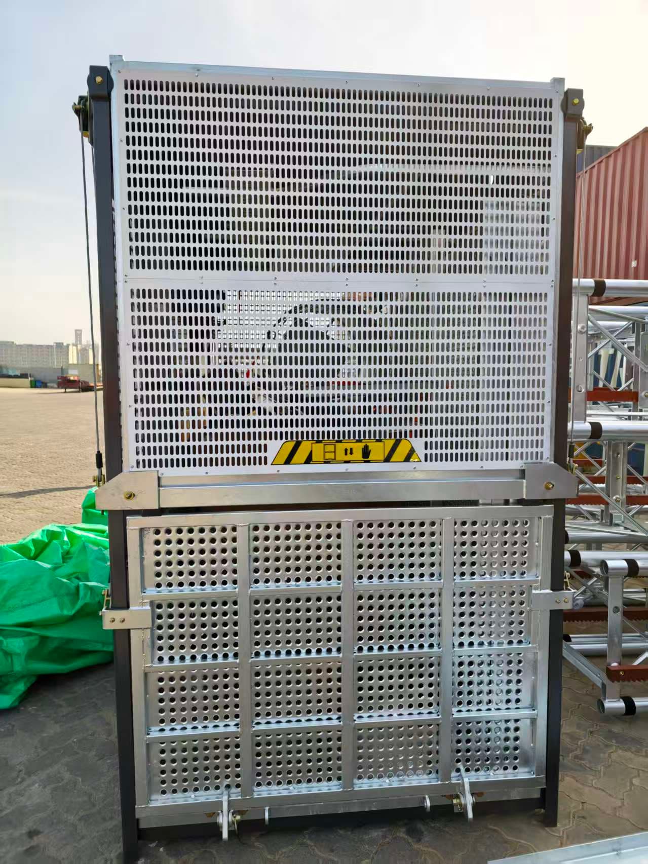 Brand-New ZOOMLION Construction Hoist 7