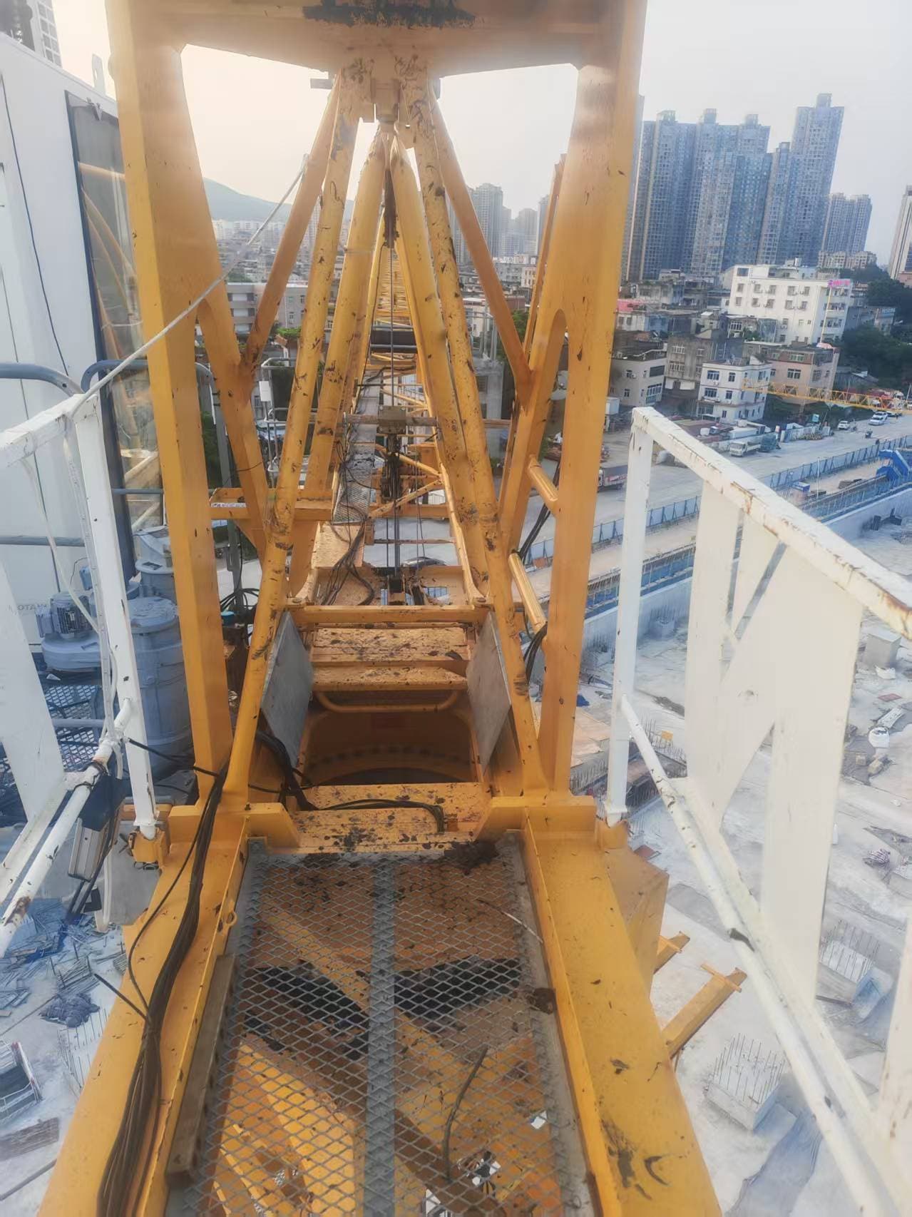 2020 Used Potain MCT188-J8 Flat-Top Tower Crane 2
