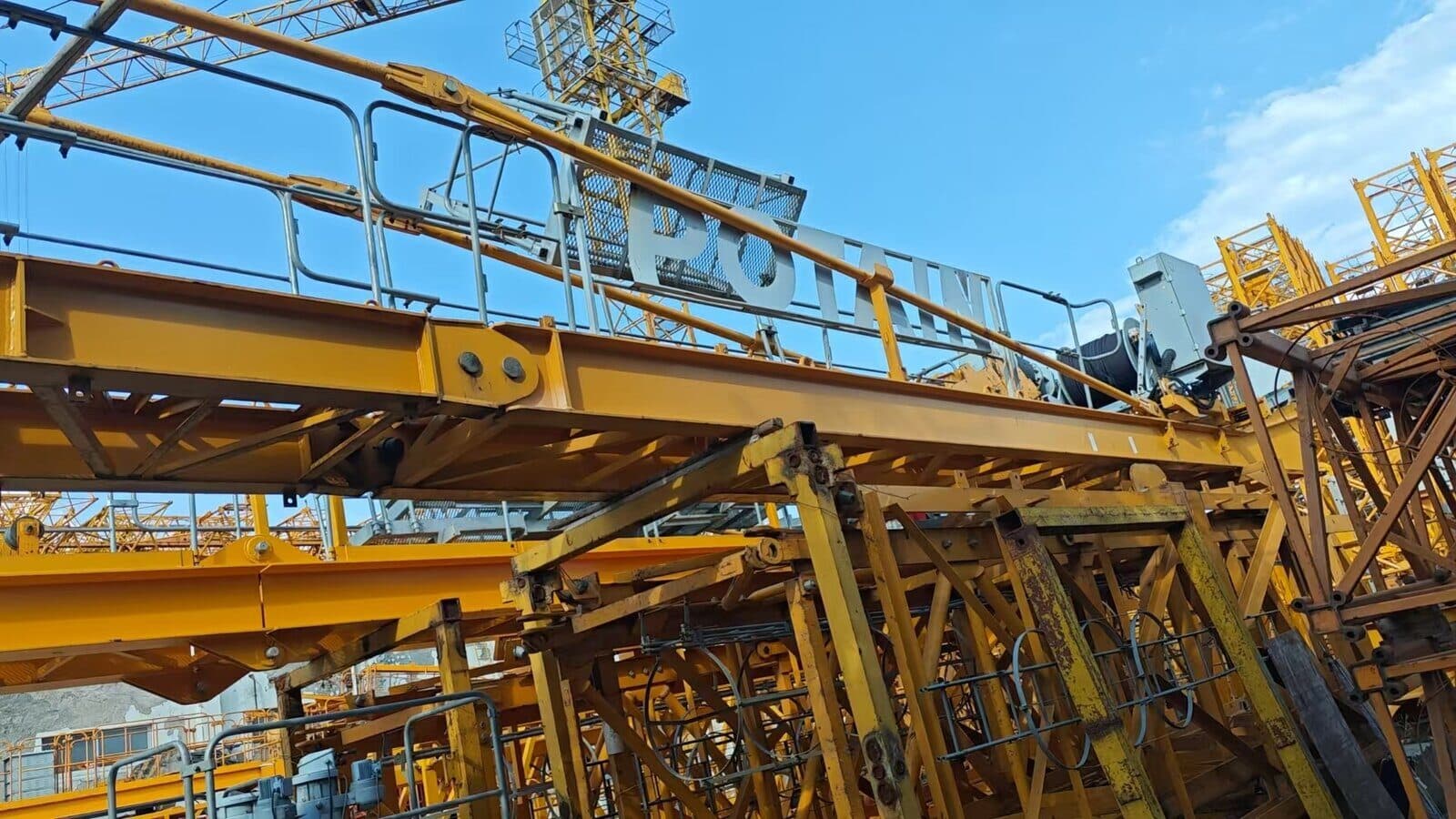 Potain MCT 200 Flat-Top Tower Crane