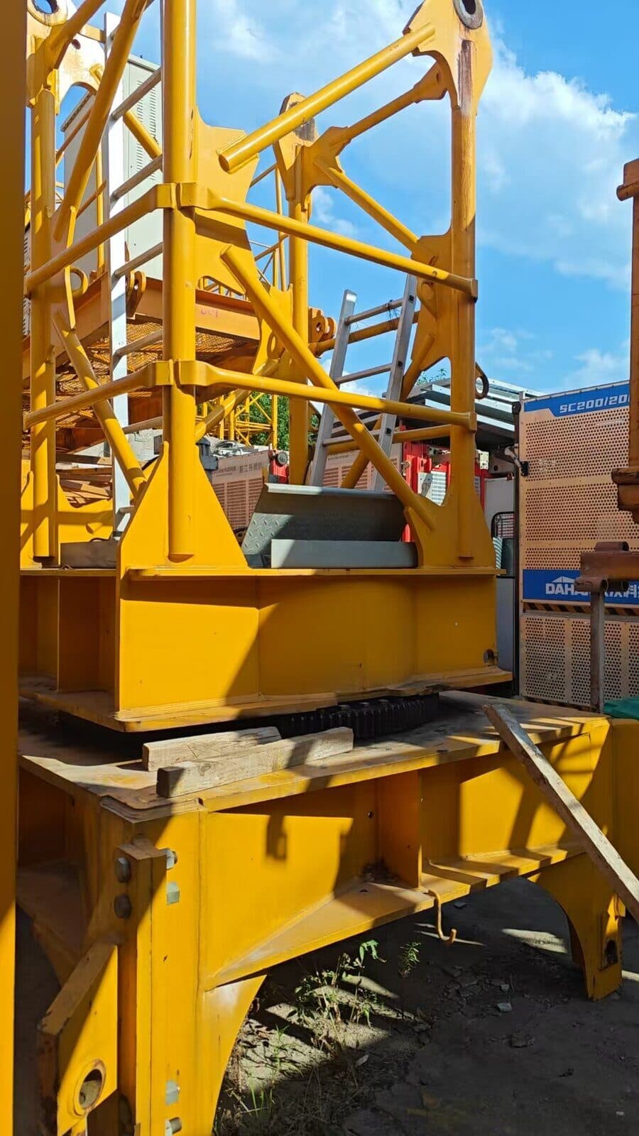 Potain MCT 200 Flat-Top Tower Crane 3