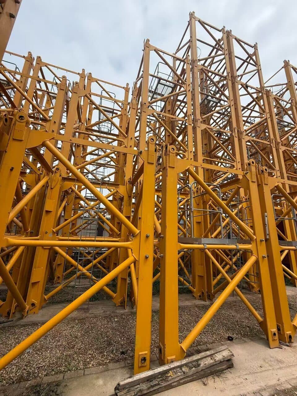 Potain MCT 200 Flat-Top Tower Crane 5