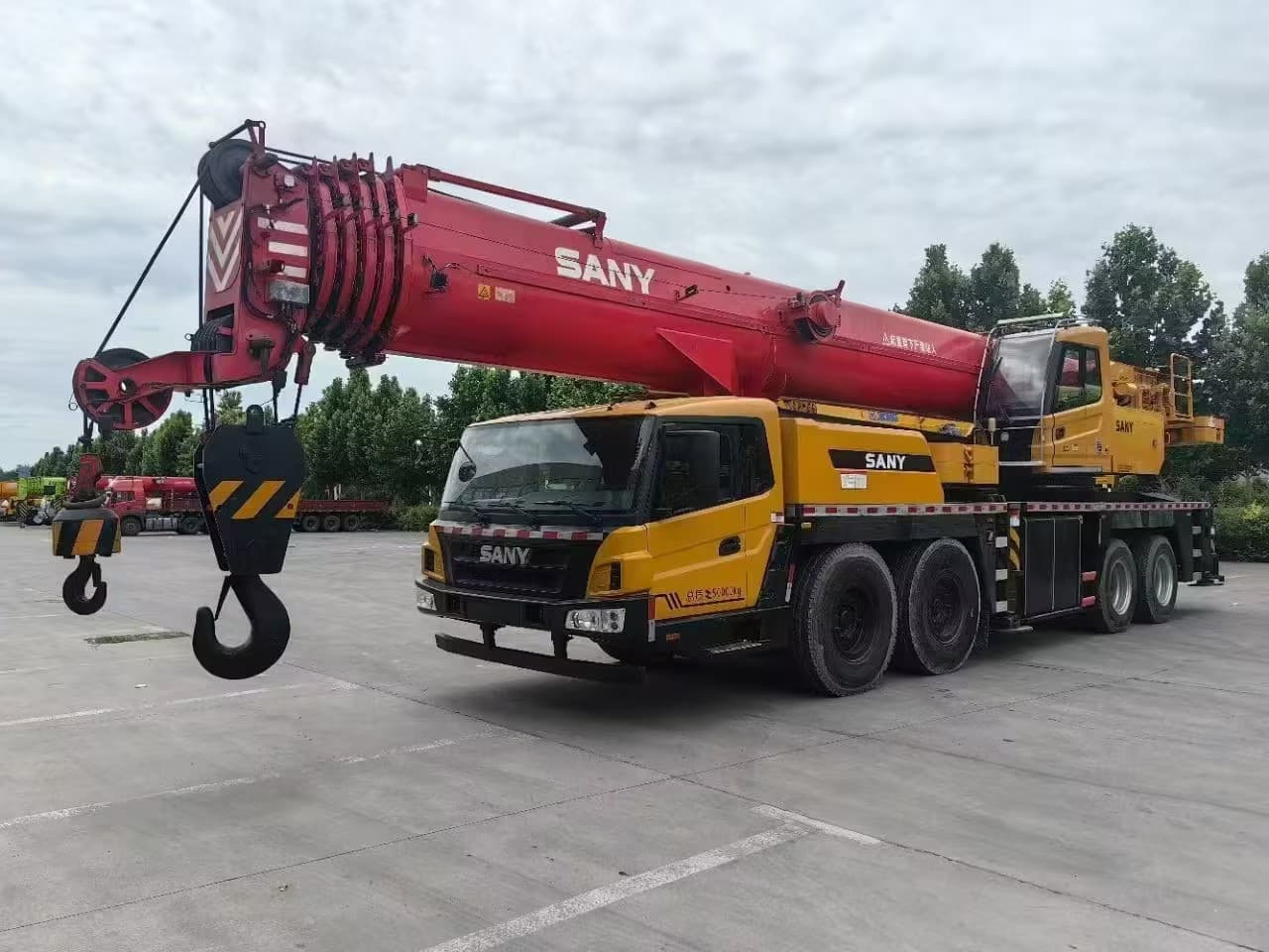 May 2019 Used SANY STC800T6 80 Ton Truck Crane