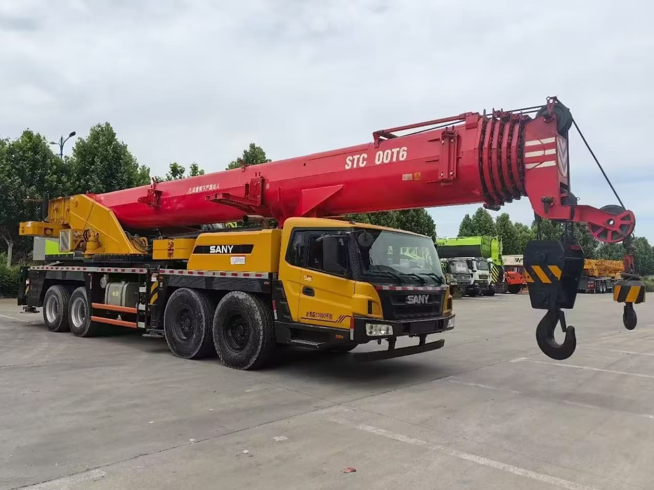 May 2019 Used SANY STC800T6 80 Ton Truck Crane 2