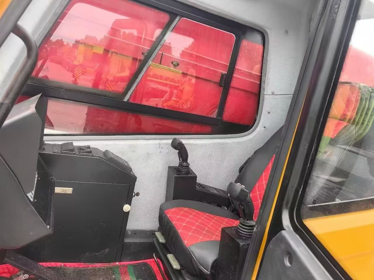 May 2019 Used SANY STC800T6 80 Ton Truck Crane 6