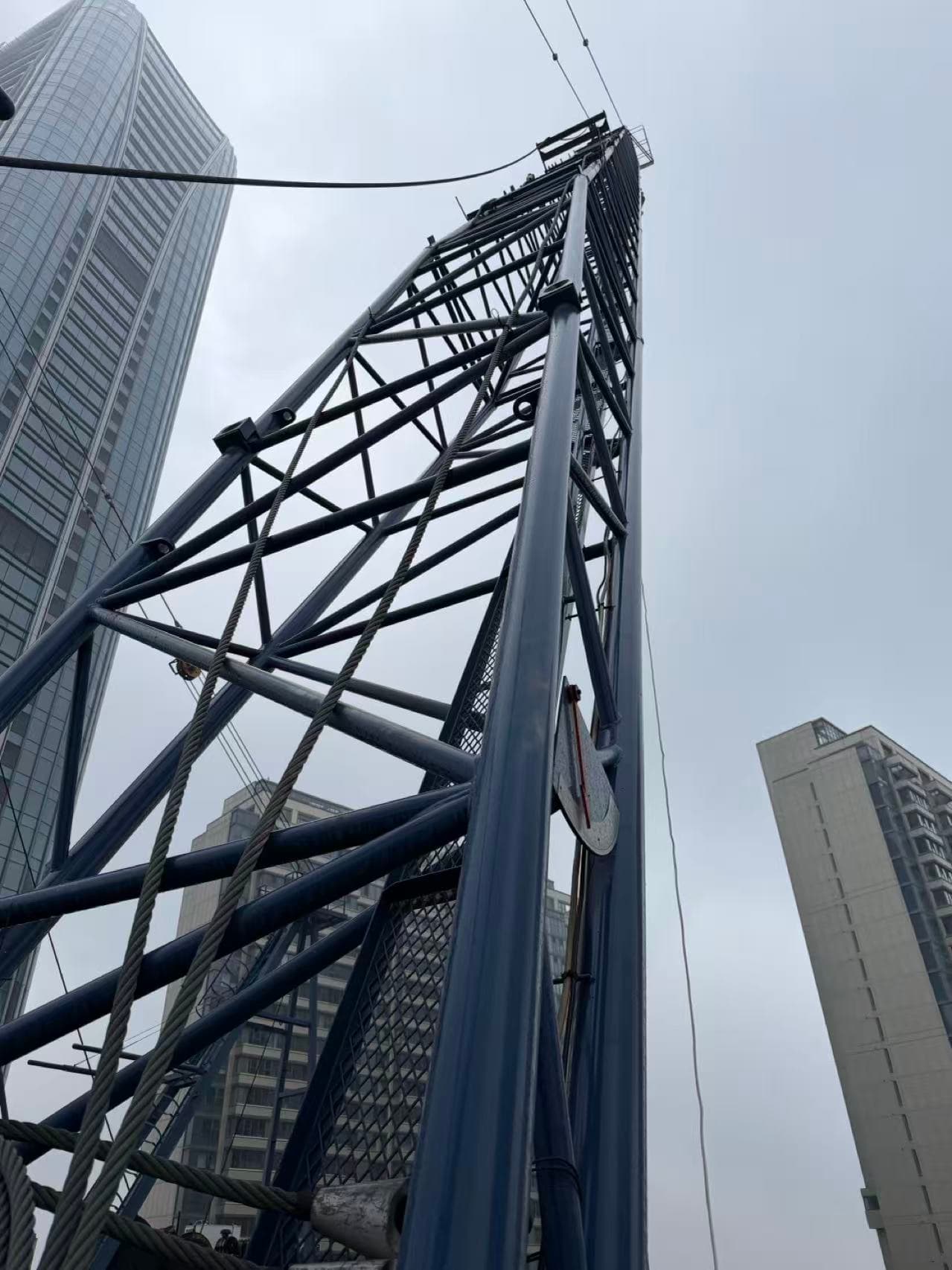 2021 Used ZHONGSHENG L380-32 Luffing Jib Tower Crane
