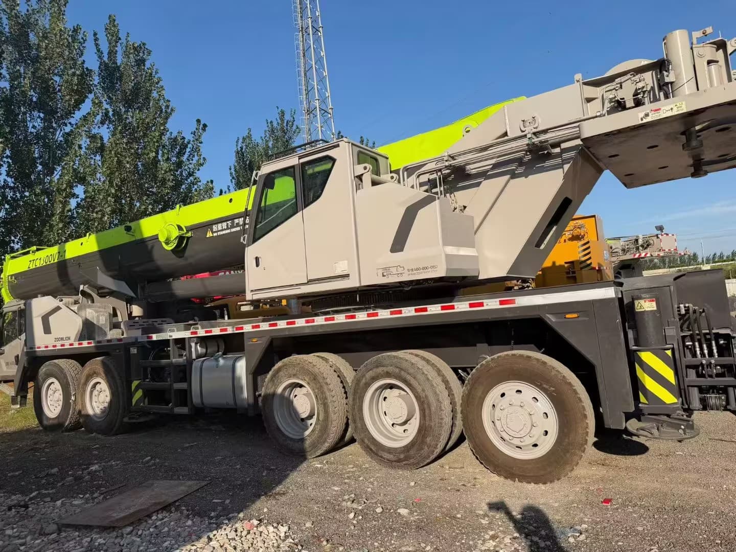 2023 Used ZOOMLION 110V7-1 Truck Crane 3