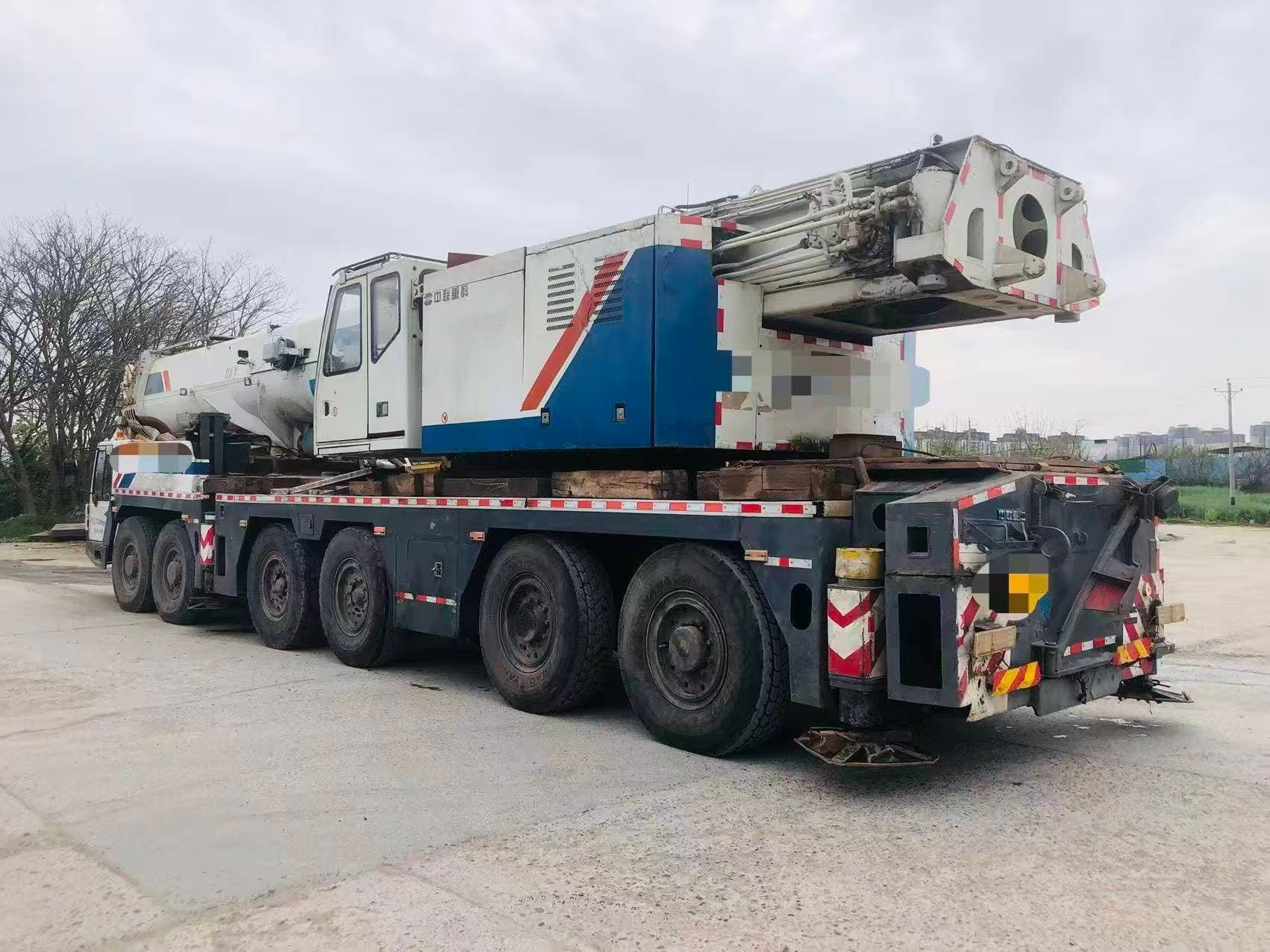 2010 Used ZOOMLION 220 Ton Truck Crane 11