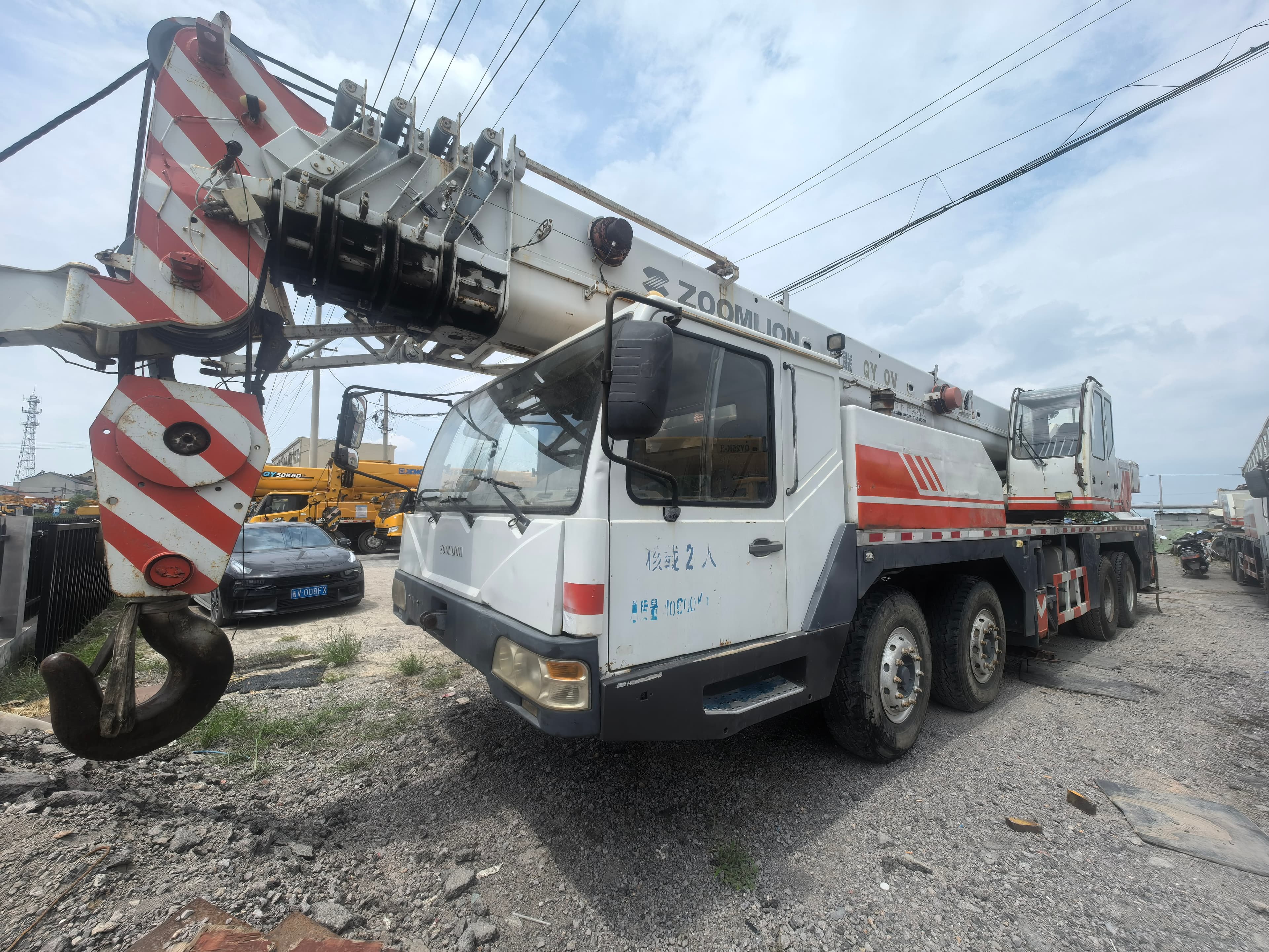 2010 Used ZOOMLION 50 Ton Truck Crane