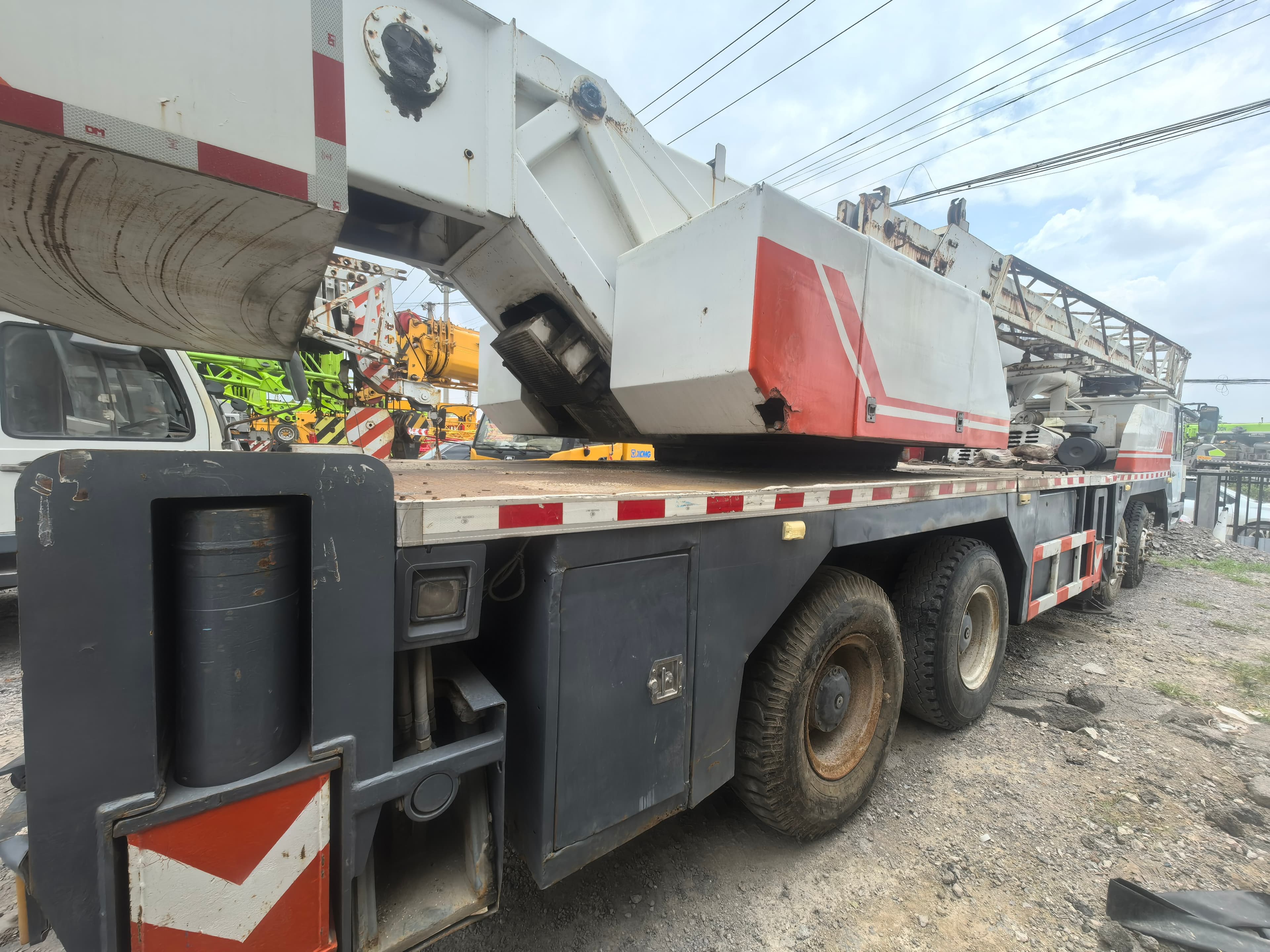 2010 Used ZOOMLION 50 Ton Truck Crane 4