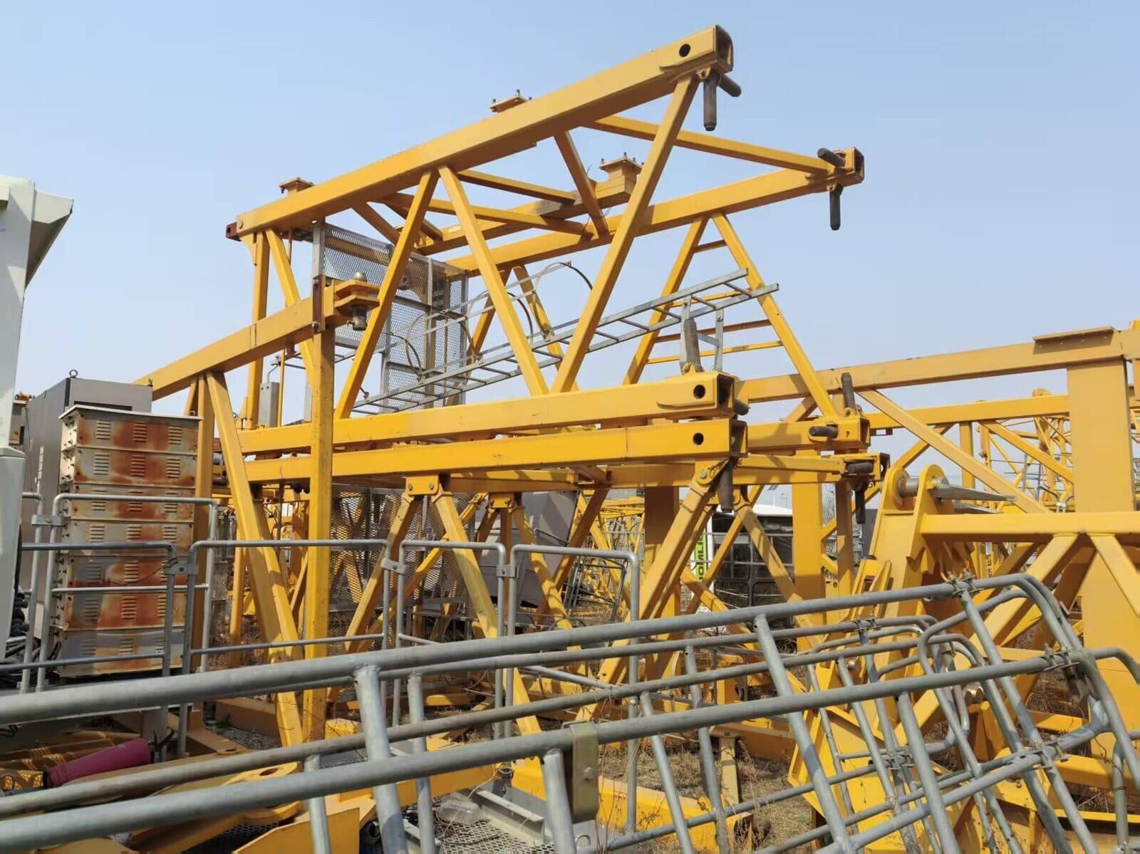 ZOOMLION L500A-32U Large Luffing Jib Tower Crane