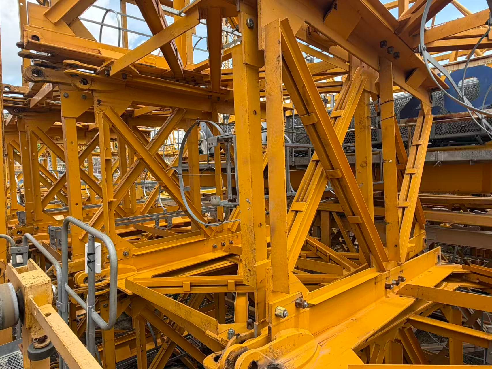 2020 ZOOMLION T7525-16D Used Flat-Top Tower Crane