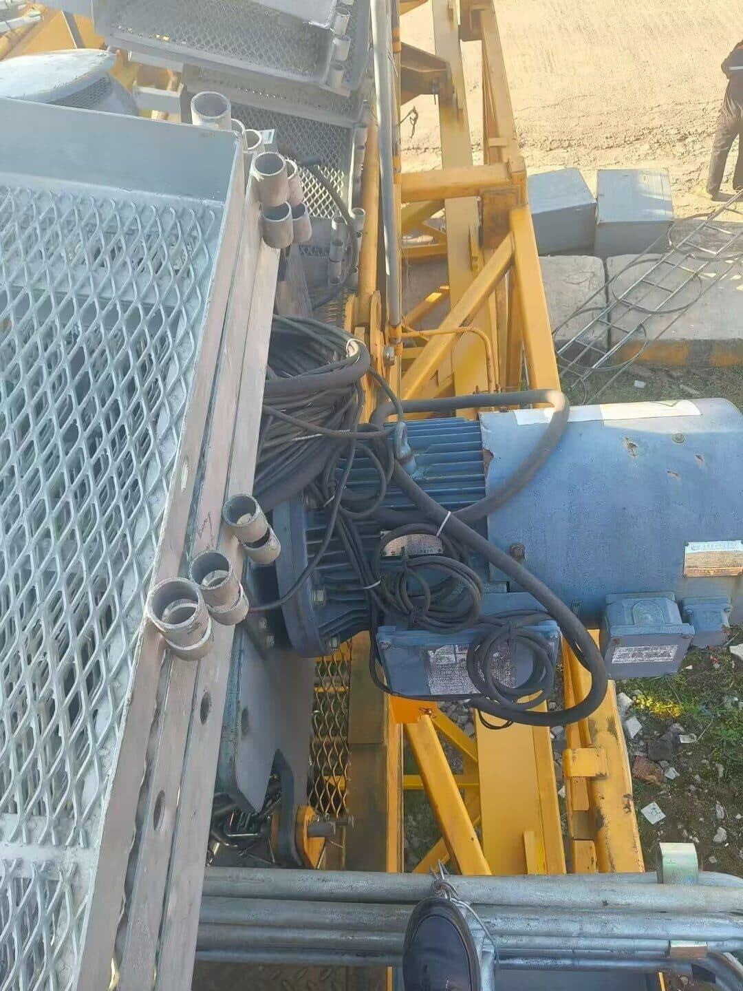 ZOOMLION W6013-6F Flat-Top Tower Crane 3