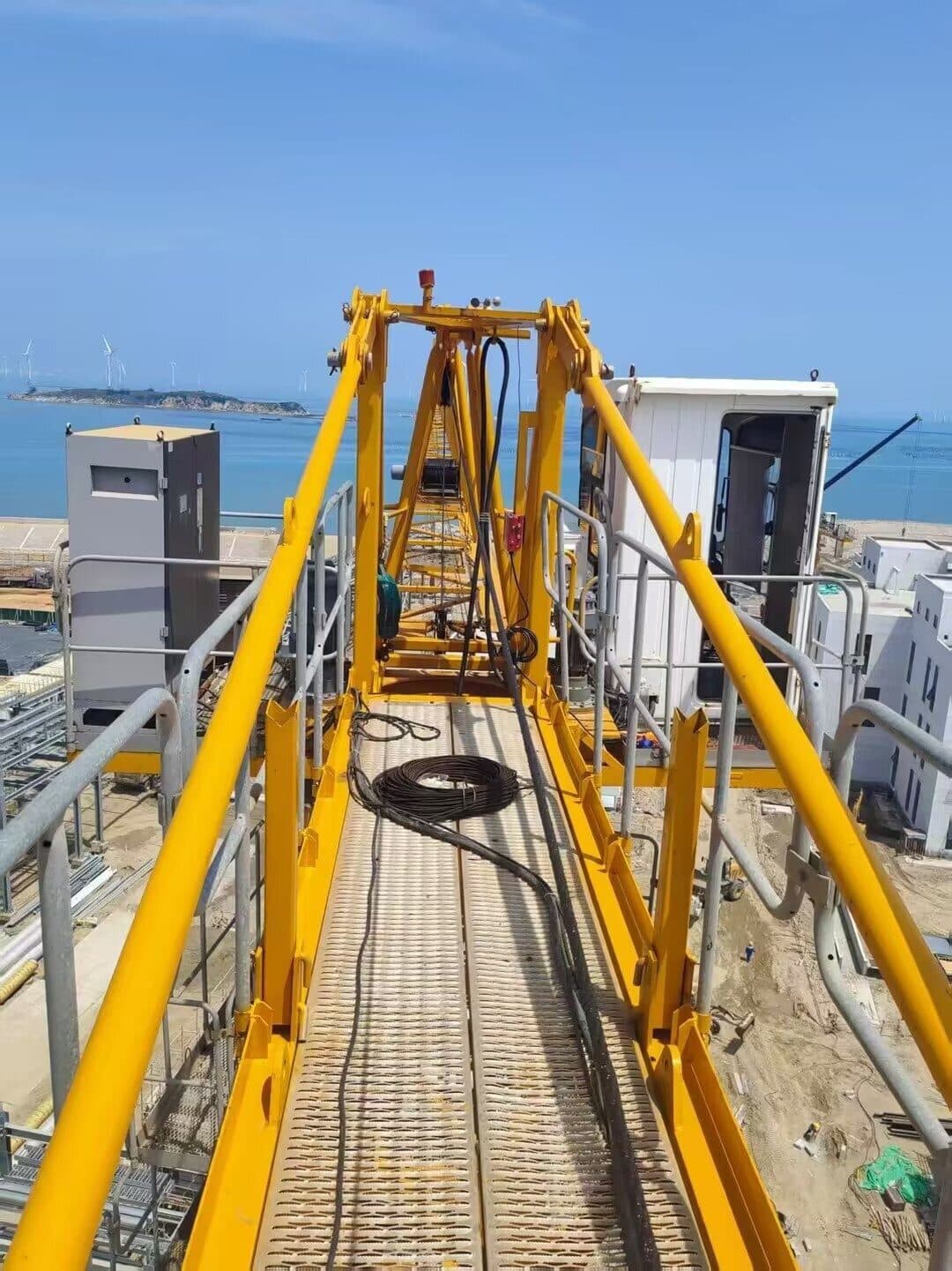 ZOOMLION W6017-8F Flat-Top Tower Crane