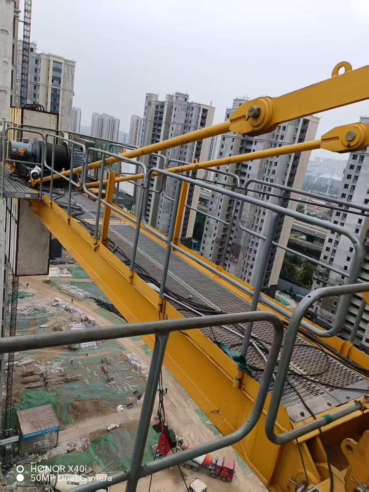 2021 Used ZOOMLION WA6015-8 Flat-Top Tower Crane 2