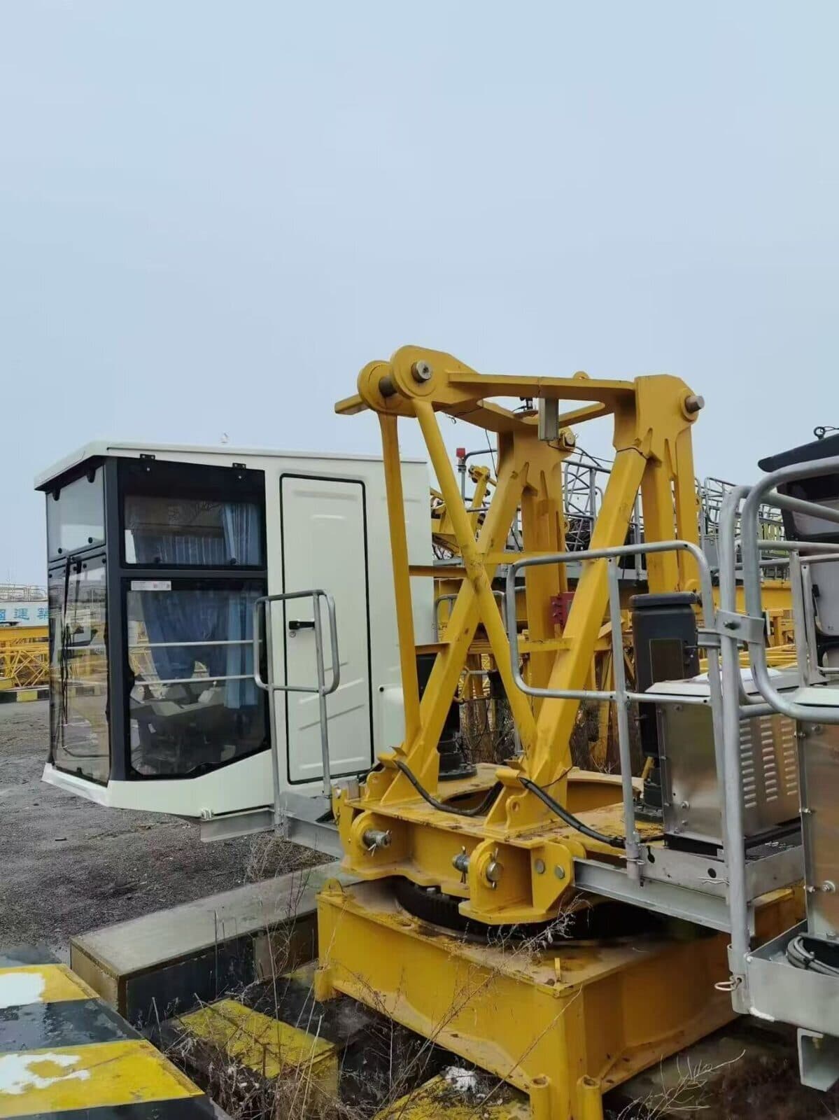 ZOOMLION WA6015-8A Flat-Top Tower Crane
