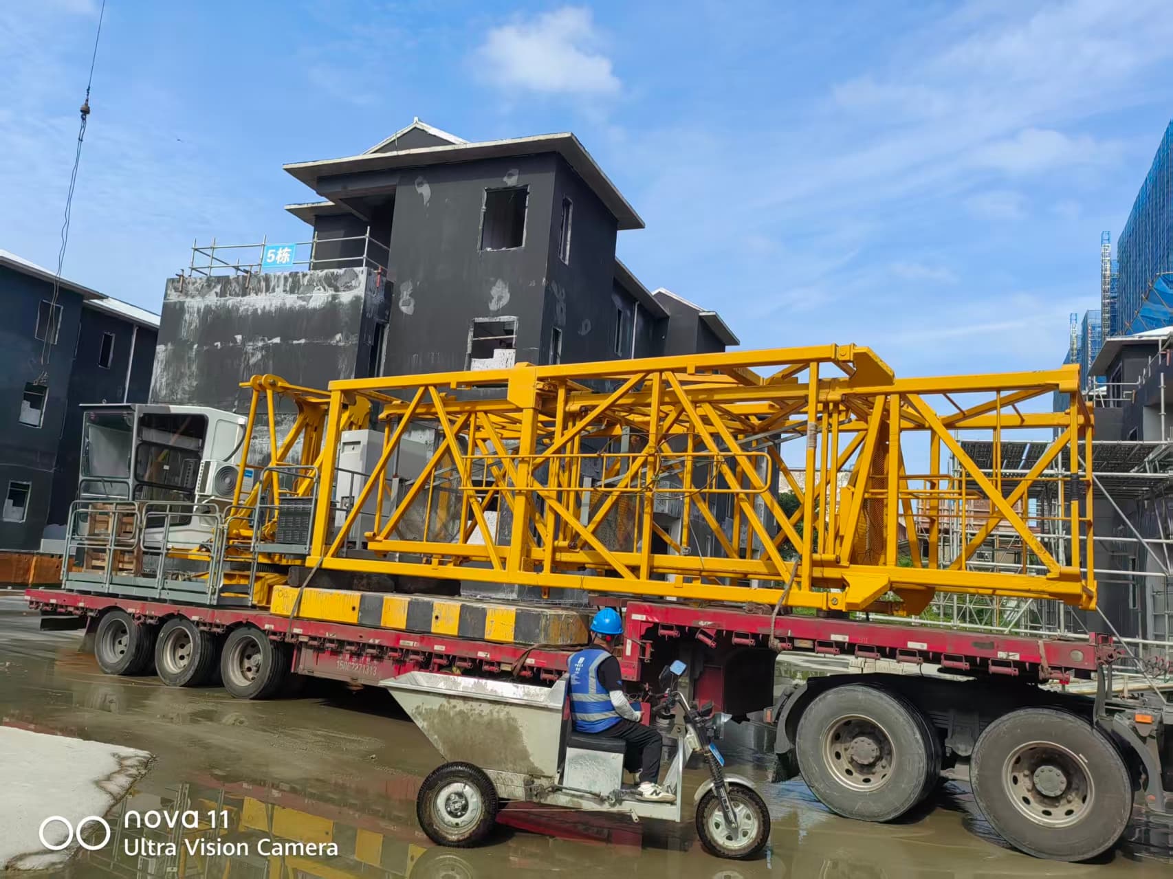 2021 Used ZOOMLION WA6017-10B Flat-Top Tower Crane 11