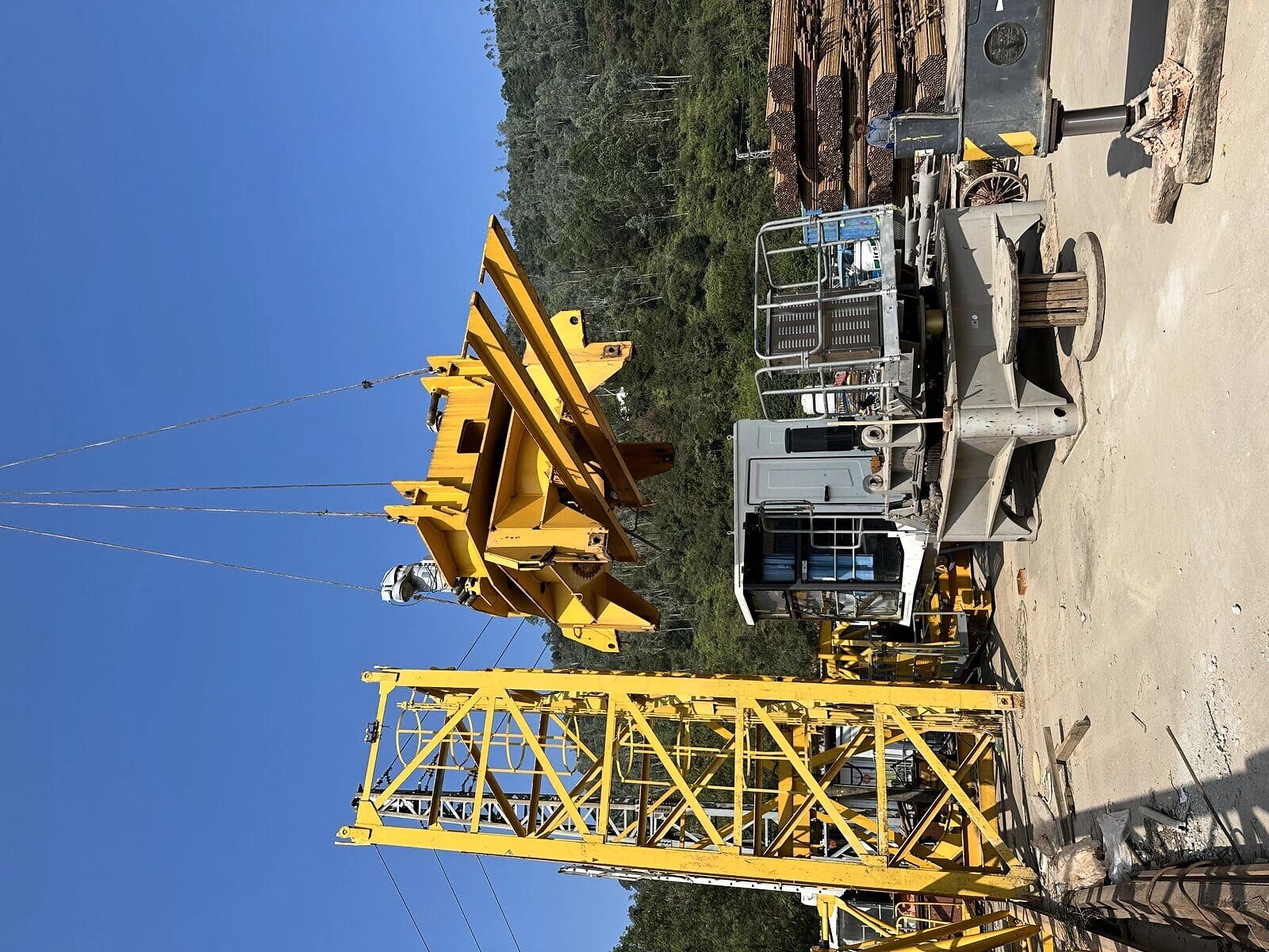 SCM QTZ7015-10 Flat-Top Tower Crane 2