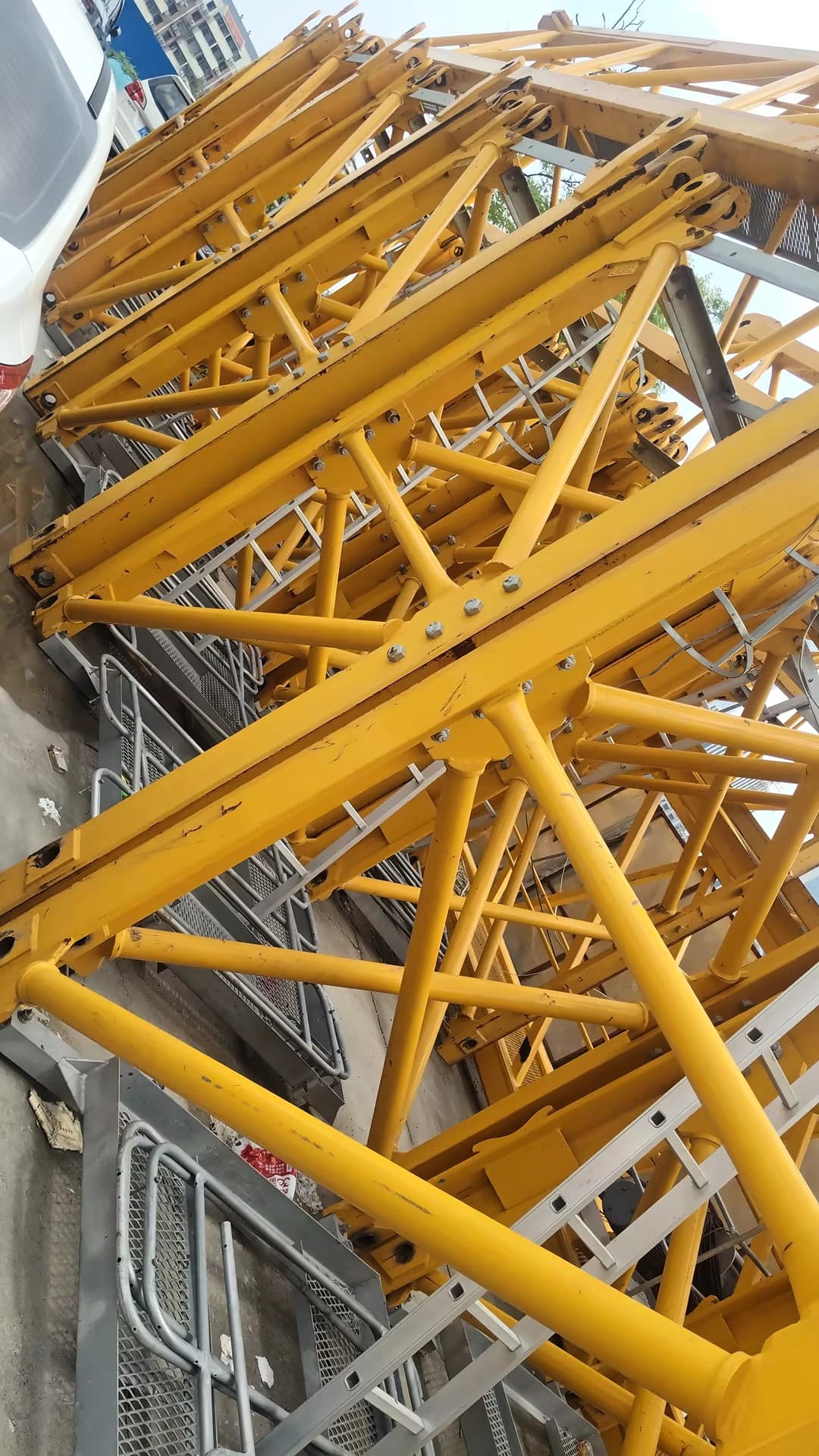 Used DAHAN 7530-16 Flat-Top Tower Crane 7