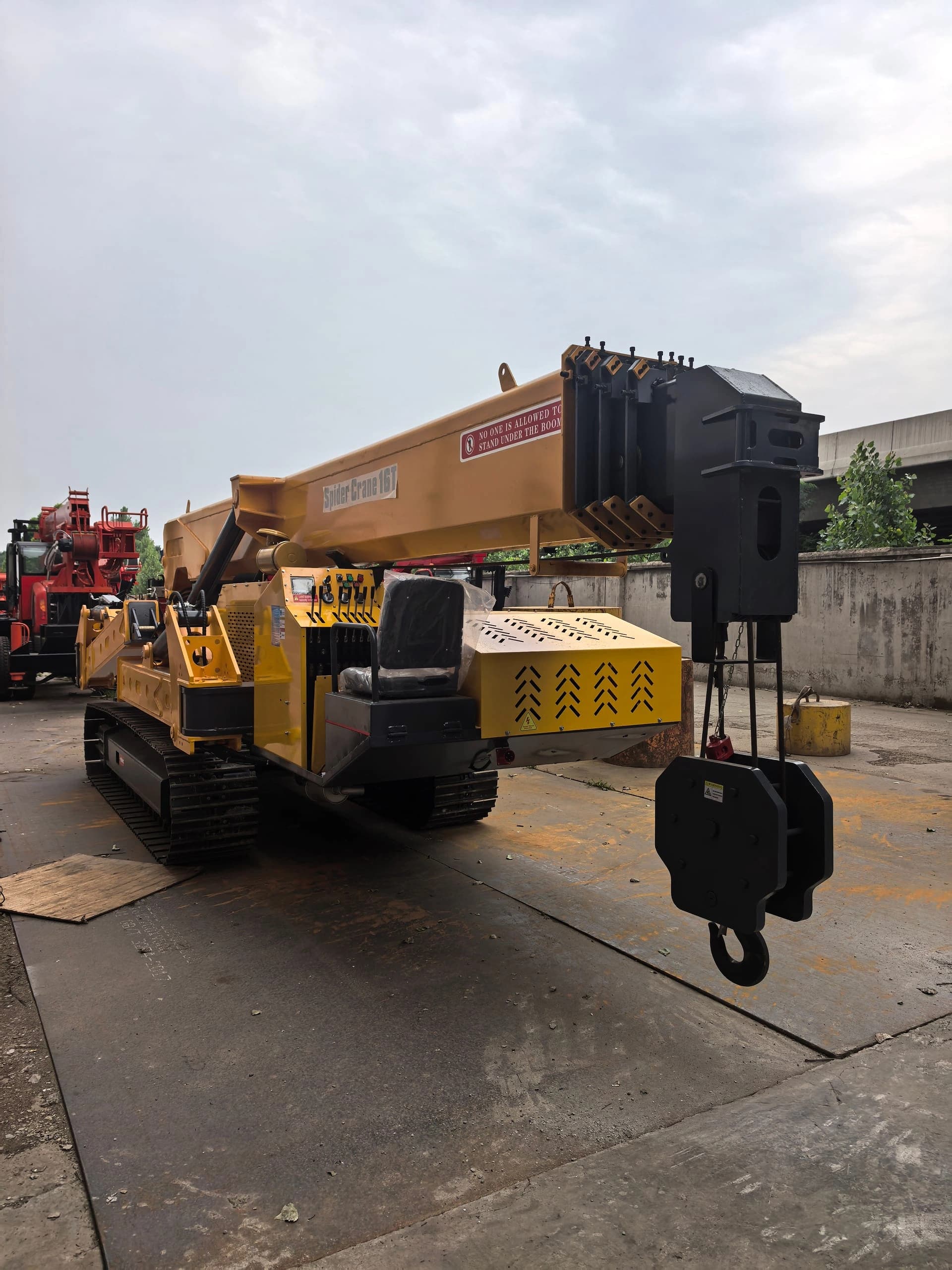 New Jiusheng 12 Ton and 16 Ton Spider Crane 3