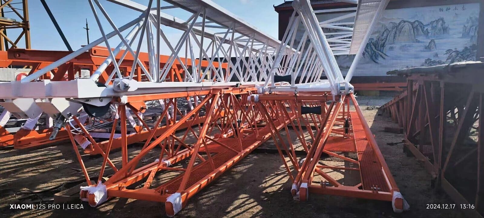 Domestic Luffing Jib Tower Crane 4515 1