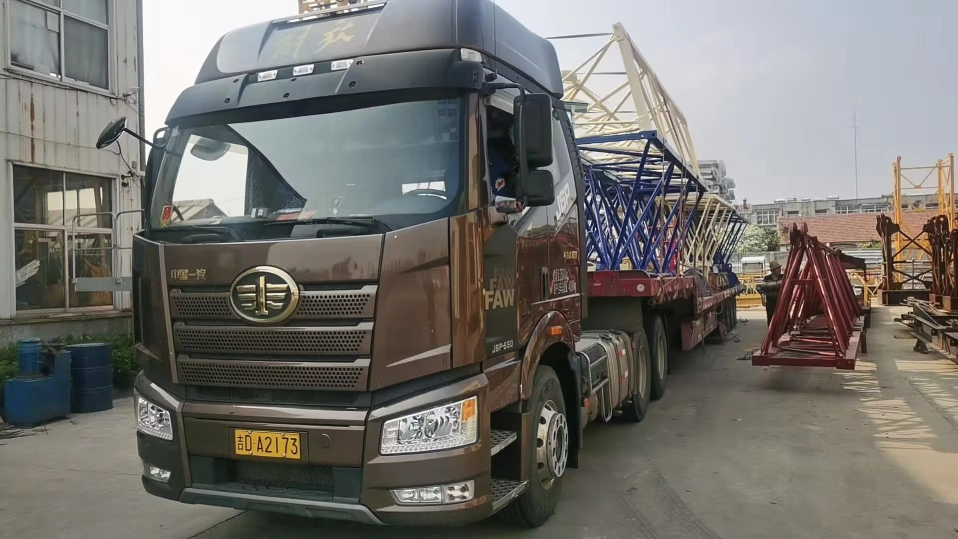 New China Brand 6015-8 Flat-Top Tower Crane 6