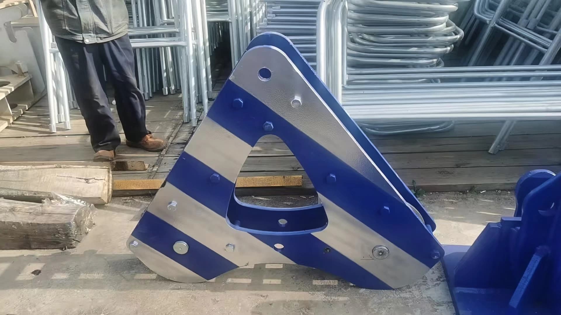 New China Brand 6015-8 Flat-Top Tower Crane 8