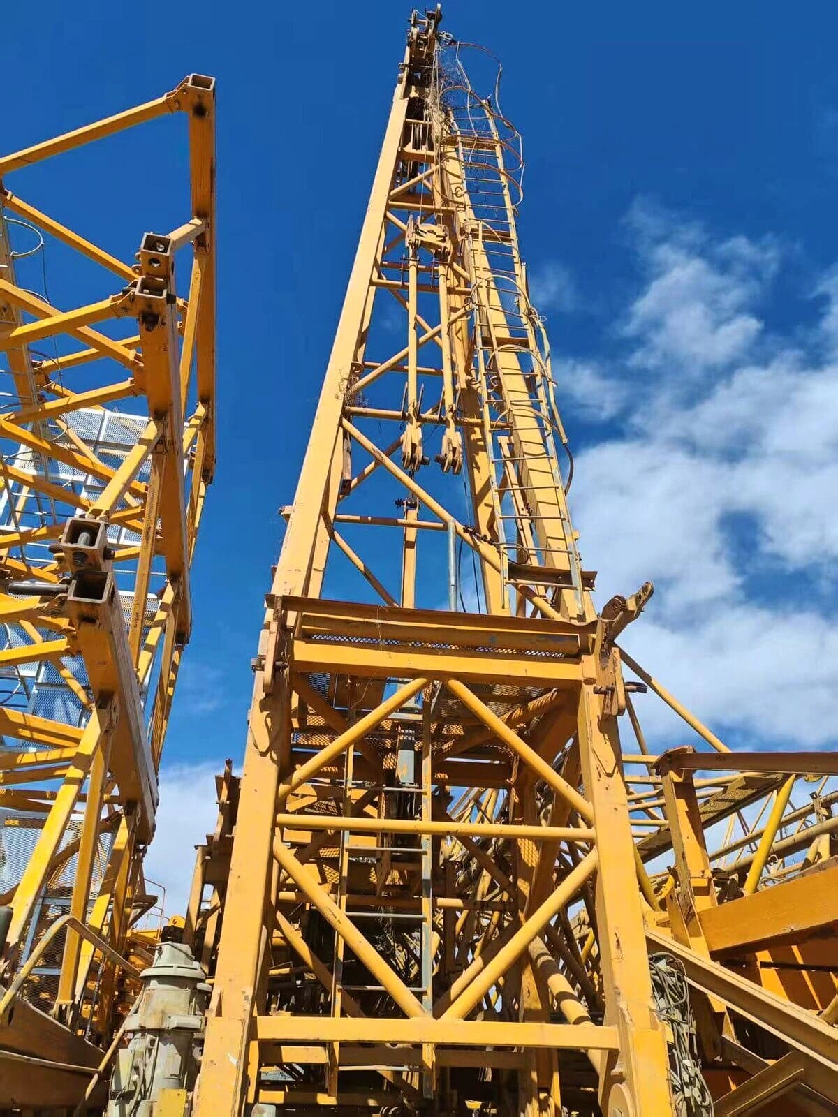 Potain MC 480 High-Capacity Hammerhead Tower Crane 5