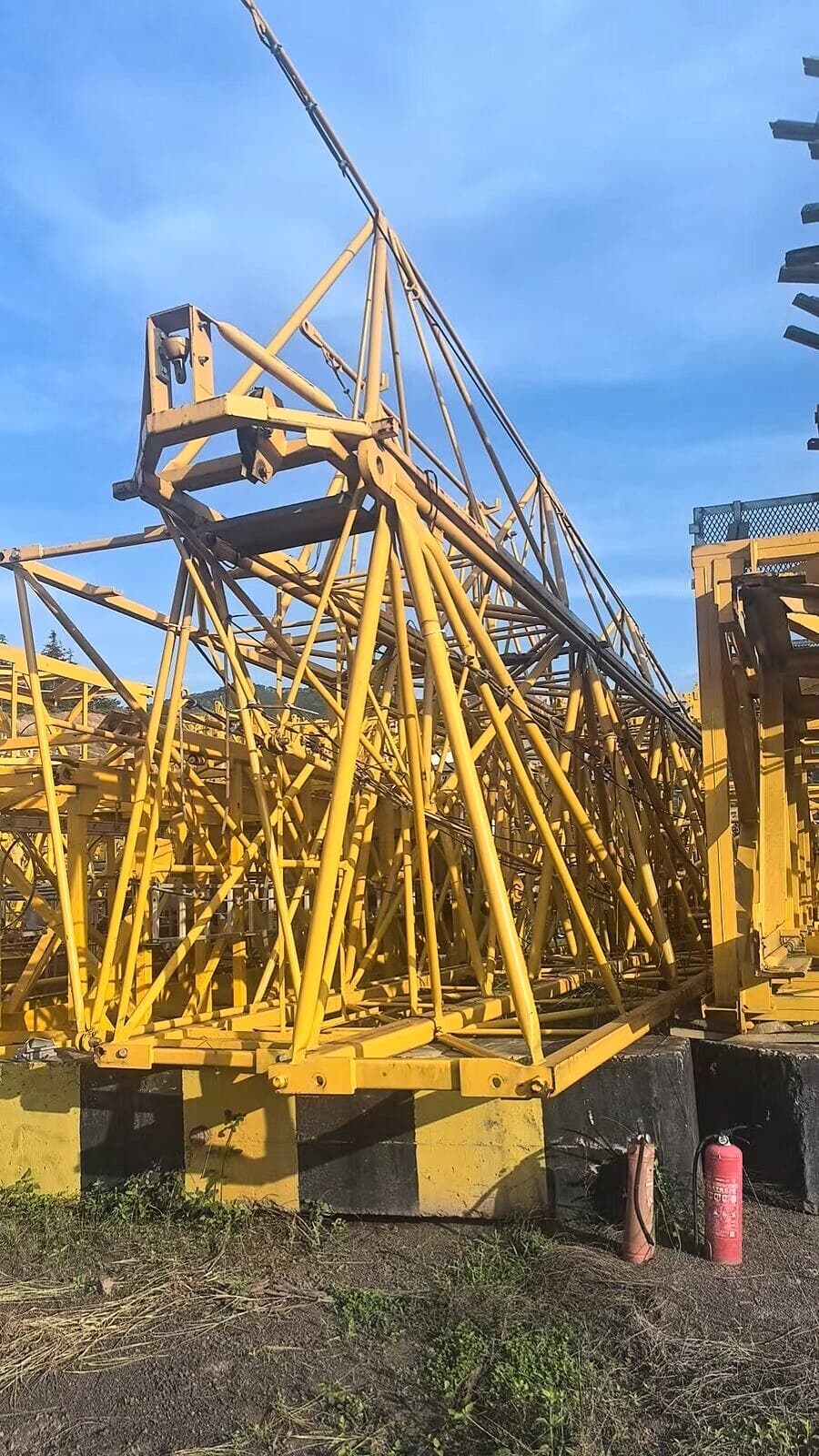 Potain MCT 138 Flat-Top Tower Crane 3