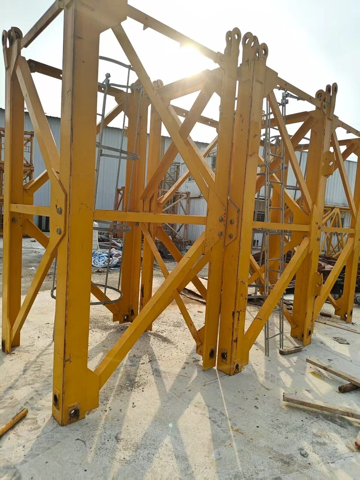 Mast Section / Tower Body Section 1