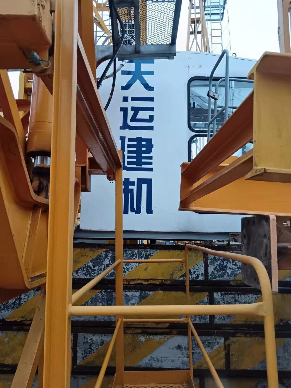 TIANYUN QTZ6016-10 Flat-Top Tower Crane 4