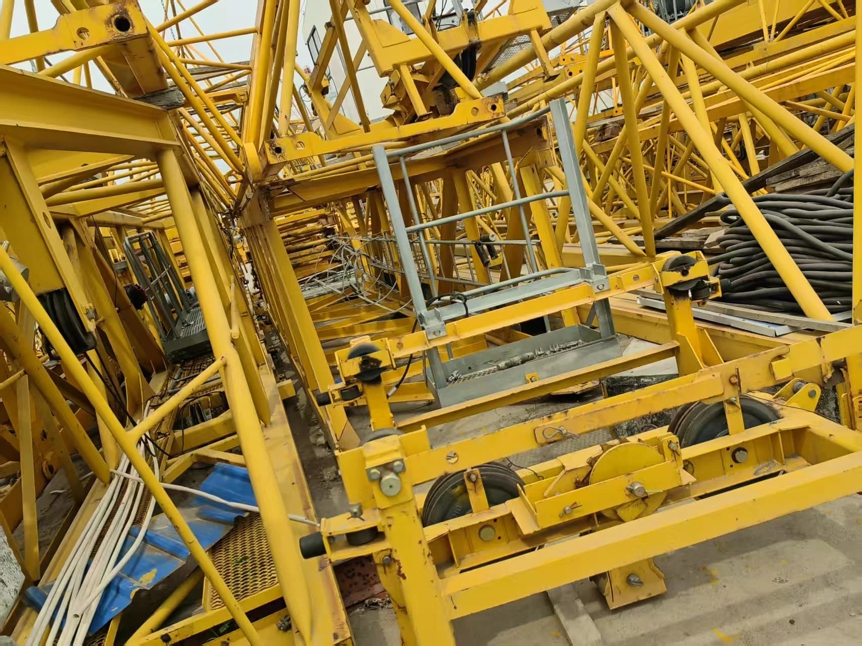 Used TIANYUN 6513-8 Flat-Top Tower Crane 5