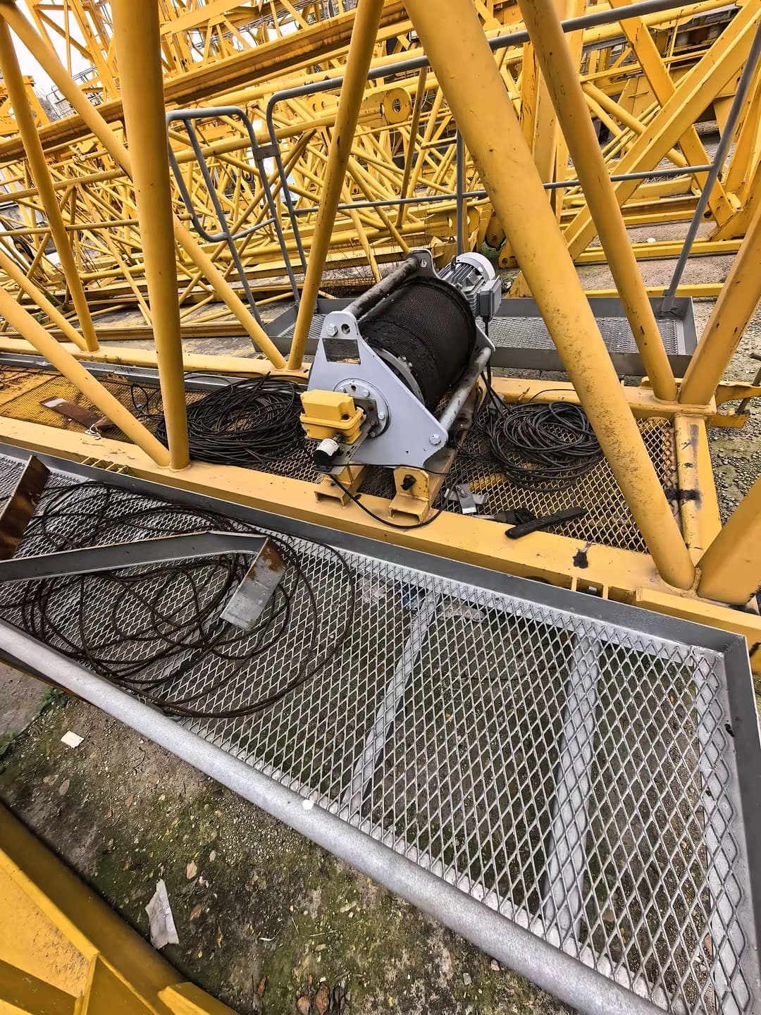 Used TIANYUN TY125 (6513-10) Flat-Top Tower Crane 9
