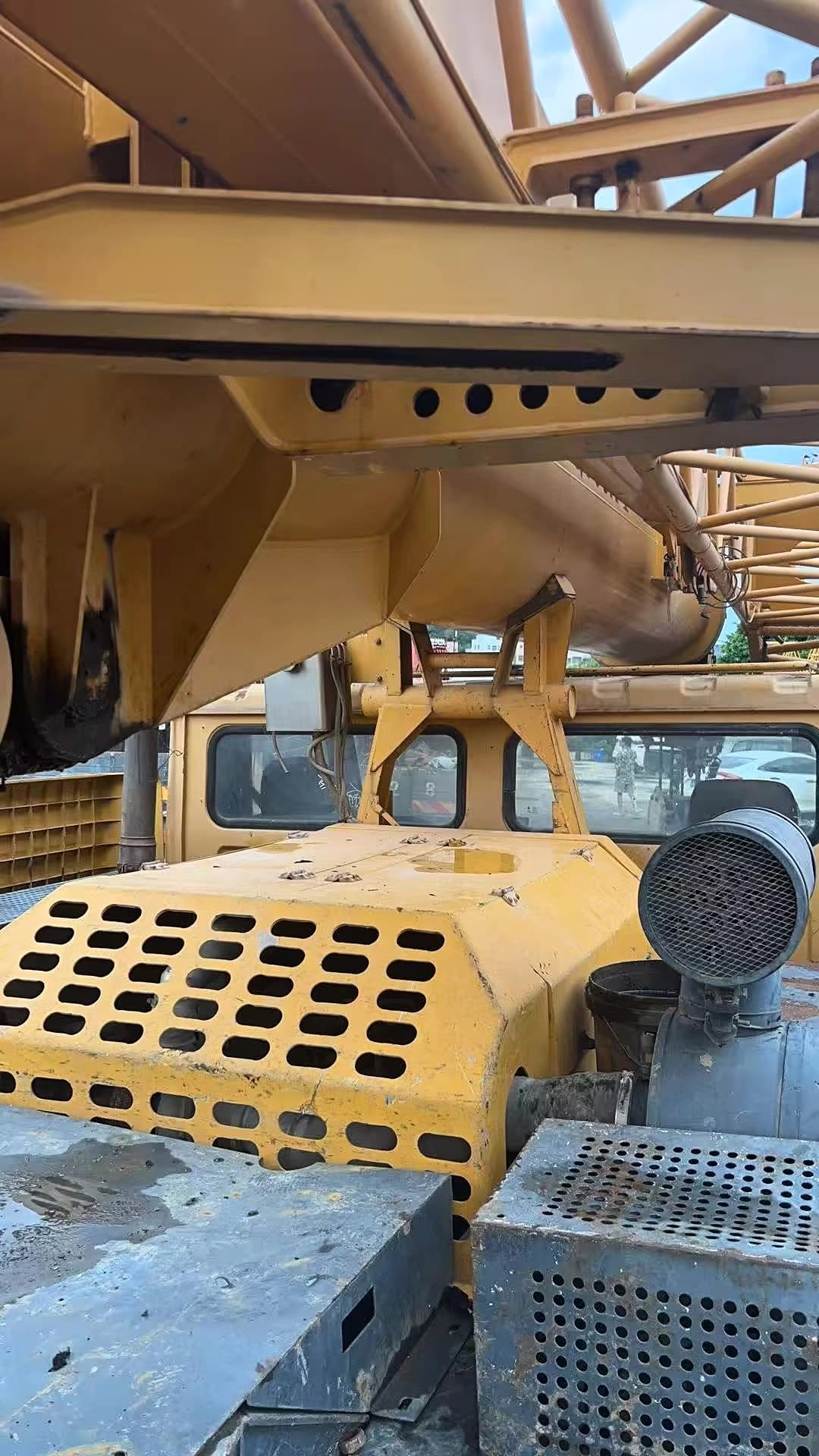 Used XCMG 70KA Truck Crane 14