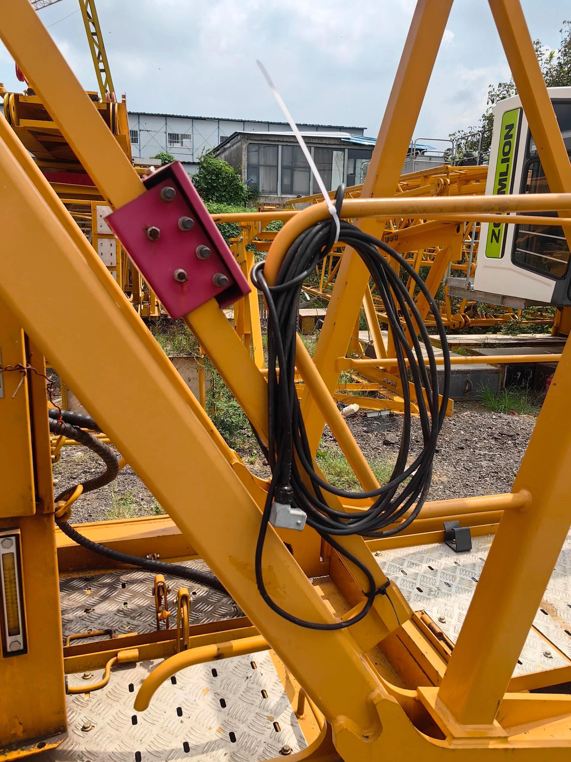 Used XCMG XGT6515B-10S Flat-Top Tower Crane 5