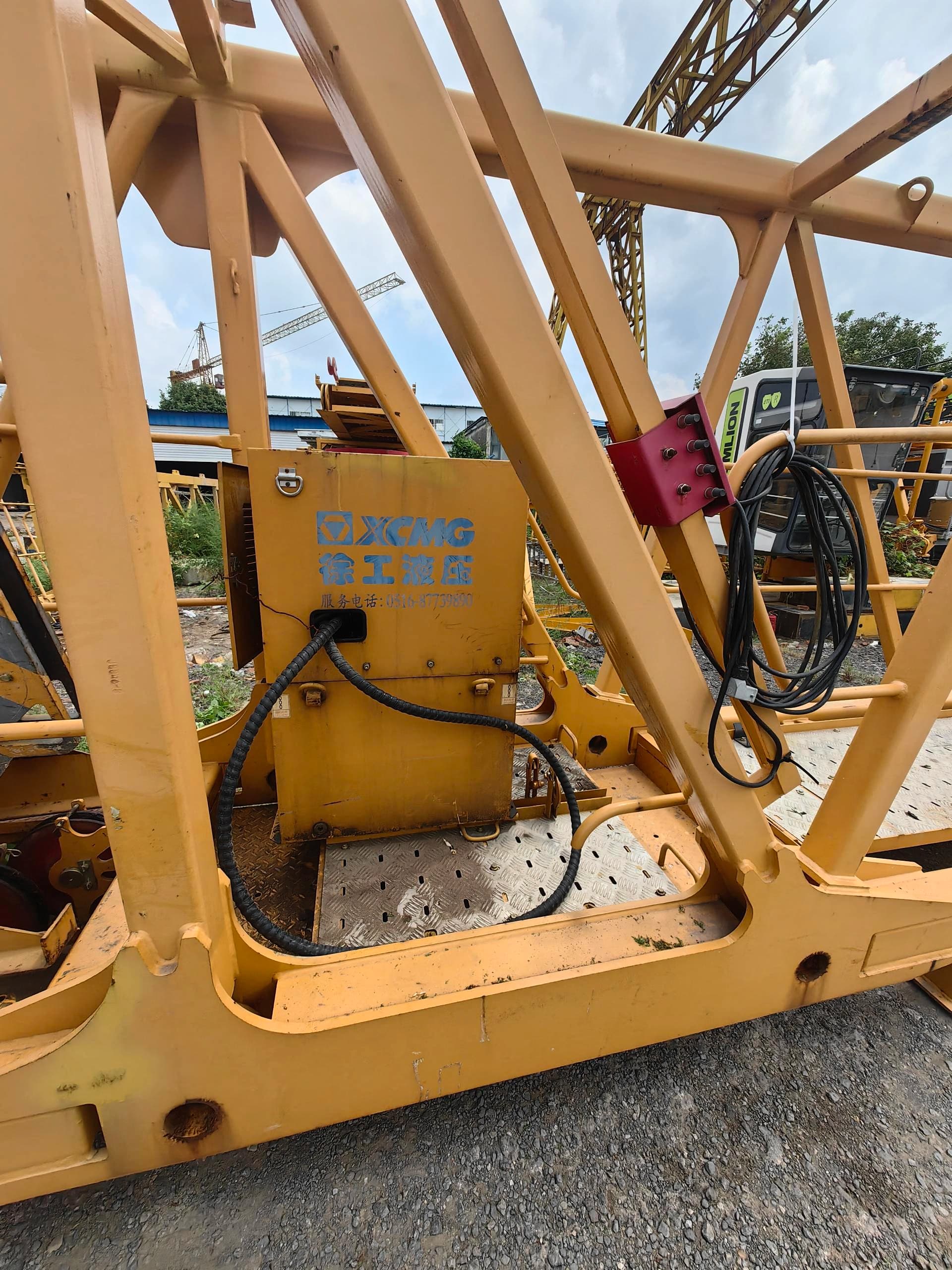 Used XCMG XGT6515B-10S Flat-Top Tower Crane 8