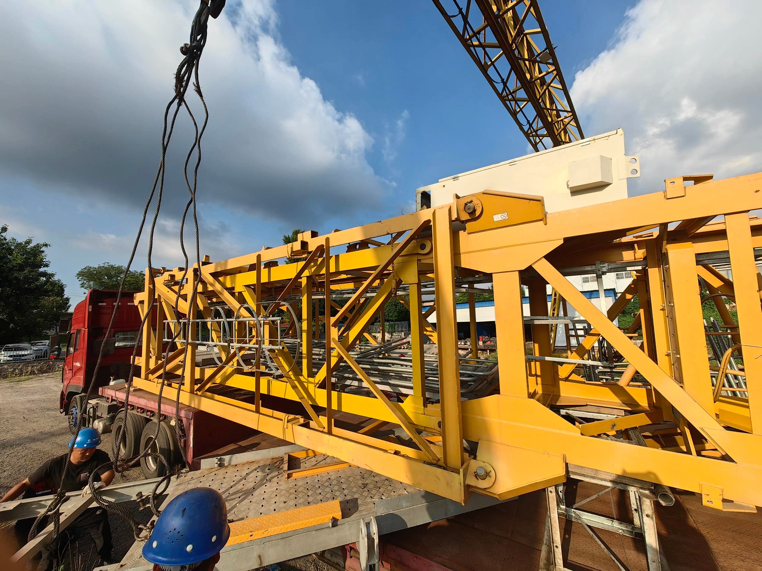 Used XCMG XGT6515B-10S Flat-Top Tower Crane 12