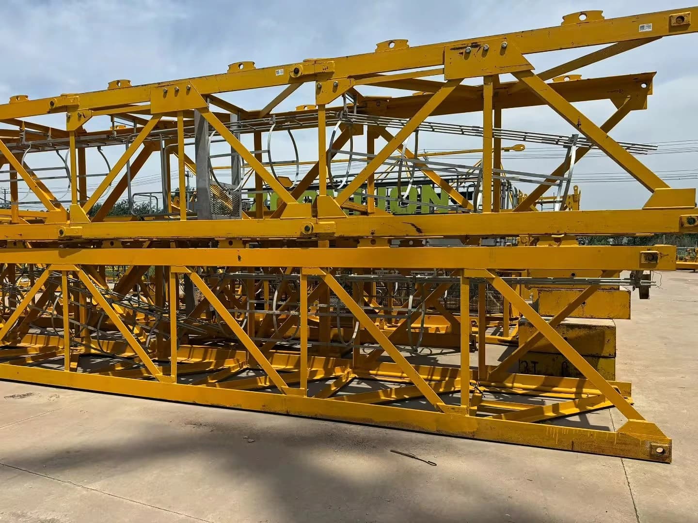 Used ZOOMLION 6515-10F Flat-Top Tower Crane 4