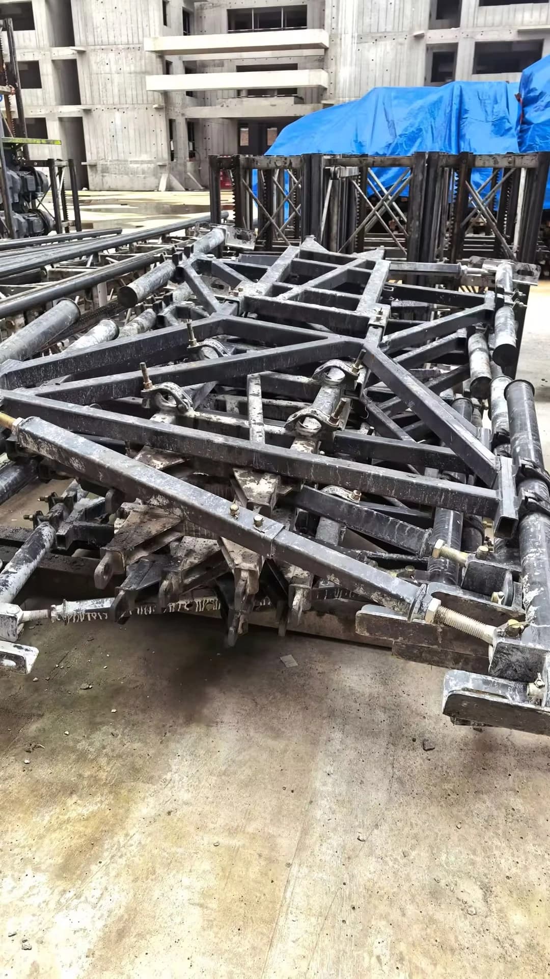 Used ZOOMLION Construction Hoist 5