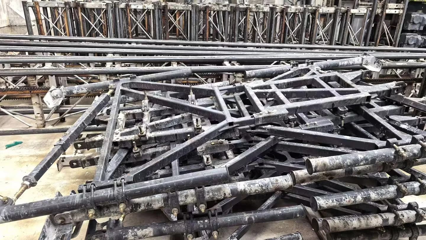 Used ZOOMLION Construction Hoist 6