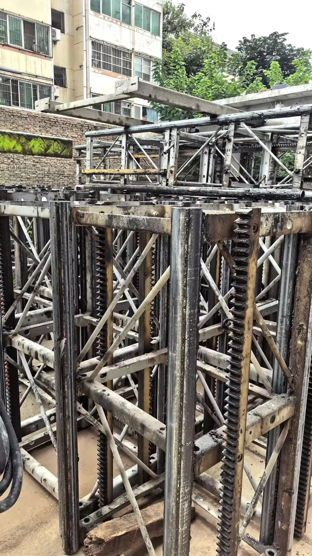 Used ZOOMLION Construction Hoist 8