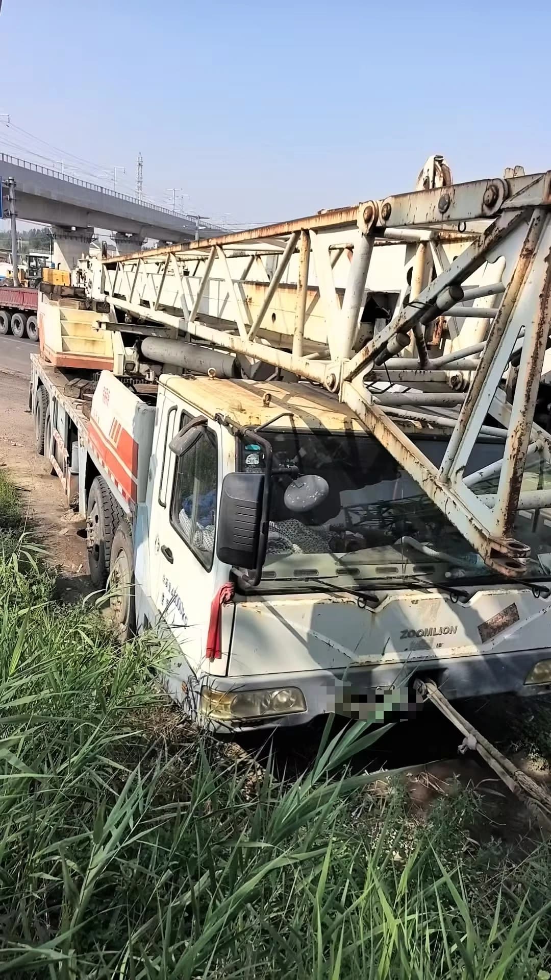 Used ZOOMLION QY70V Truck Crane 5
