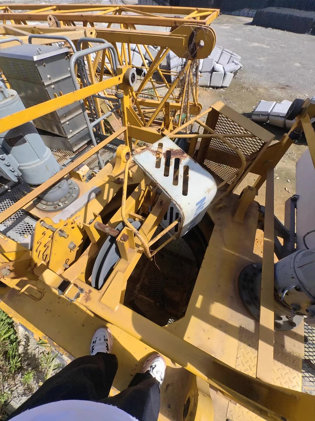 Used ZOOMLION T7020-12E Flat-Top Tower Crane 20