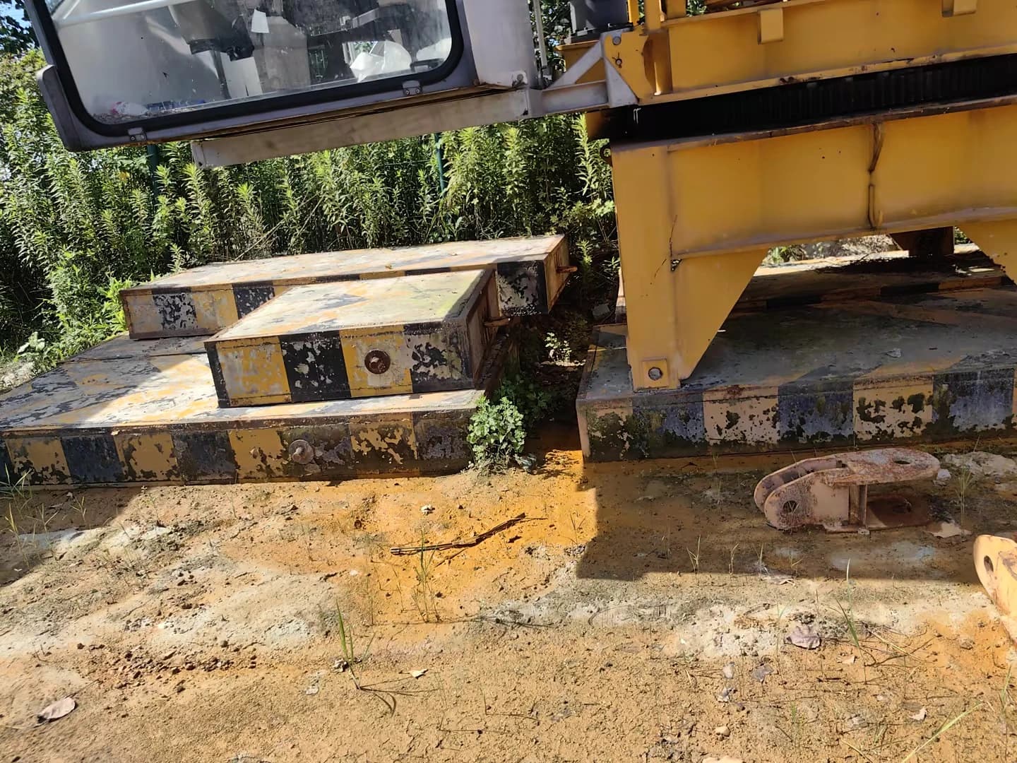 Used ZOOMLION T7020-12E Flat-Top Tower Crane 21