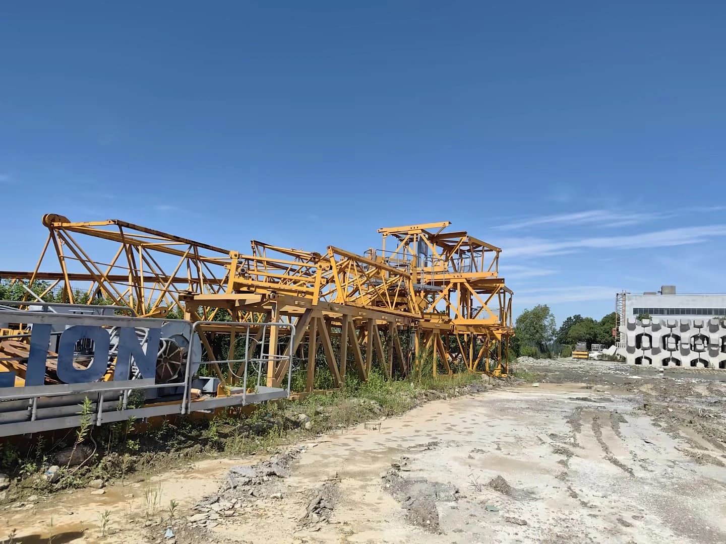 Used ZOOMLION T7020-12E Flat-Top Tower Crane 23