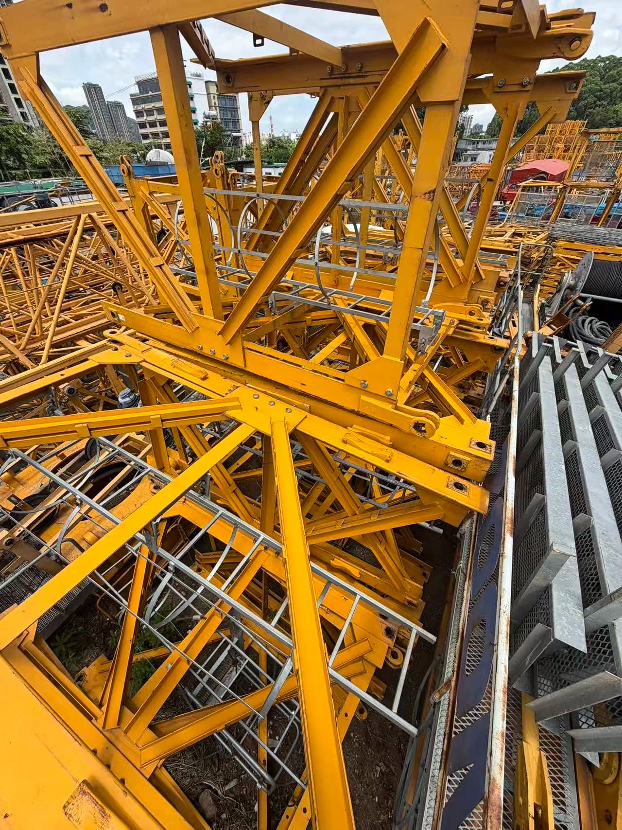 ZOOMLION T7525-16D Used Flat-Top Tower Crane 6